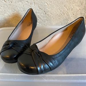 NIB abeo “Terrie” orthotic black flats size 9